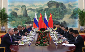Заявление лидеров: РФ и КНР намерены укреплять сотрудничество в Арктике