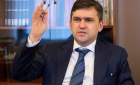 Глава фракции ЕР предложил урезать полномочия губернатора Ивановской области Воскресенского