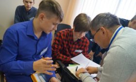 Омская область: Проблему нехватки педагогических кадров в селе помогут решить «Земские учителя»