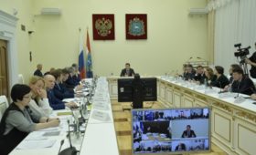Самарская область: Губернатор Дмитрий Азаров провел совет по национальным и приоритетным проектам