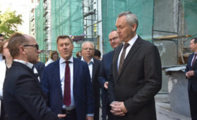 Губернатор проконтролировал ход реализации региональной программы капремонта в многоквартирных домах Новосибирска