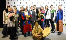 Впервые работы ненецких мастеров были представлены на подиуме Недели Моды в Москве