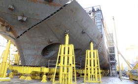Первый в России танкер-гигант типа «Афрамакс» спустят на воду в Приморье в этом году