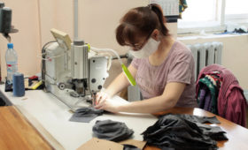 В Новосибирской области увеличено производство тканевых масок для защиты жителей от инфекций