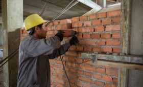 Глава Бурятии поддержал предложение строителей по обучению местных жителей для замены иностранной рабочей силы
