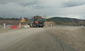 Движение изменили на трассе «Байкал» из-за ремонта моста через реку Дархита в Забайкалье