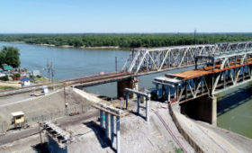 В столице Алтайского края приступили к ремонту эстакад на Старом мосту через Обь