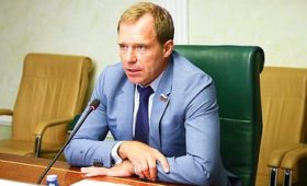 А. Кутепов предлагает исключить возможности заключения договоров займа гражданами, не достигшими совершеннолетия