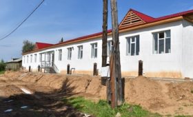 Якутия: В Юнкюре Олекминского района завершается строительство детсада