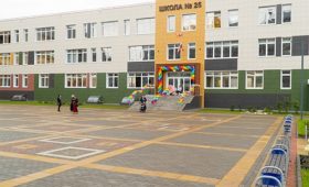В Кирове в микрорайоне Чистые Пруды открылась новая современная школа