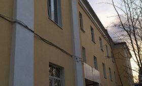Ремонт фасада дома № 31 по проспекту Ленина в Мурманске завершен в срок