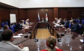 В кабинете министров Ингушетии обсудили меры социальной поддержки семьям детей-инвалидов