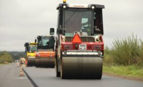 Рекордный объем ремонтных работ на дорогах Вологодской области выполняется по нацпроекту «Безопасные качественные дороги» в этом году